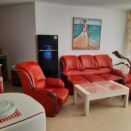 In Sunny Beach, Complex Sun Village, 80 Qm, 2 Bedrooms & Living Near To The Beach, Swimming Pool, Garden サニービーチ