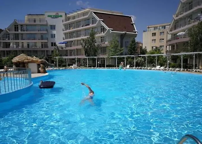 In Sunny Beach, Complex Sun Village, 80 Qm, 2 Bedrooms & Living Near To The Beach, Swimming Pool, Garden