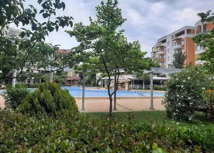 In Sunny Beach, Complex Sun Village, 80 Qm, 2 Bedrooms & Living Near To The Beach, Swimming Pool, Garden * Słoneczny Brzeg