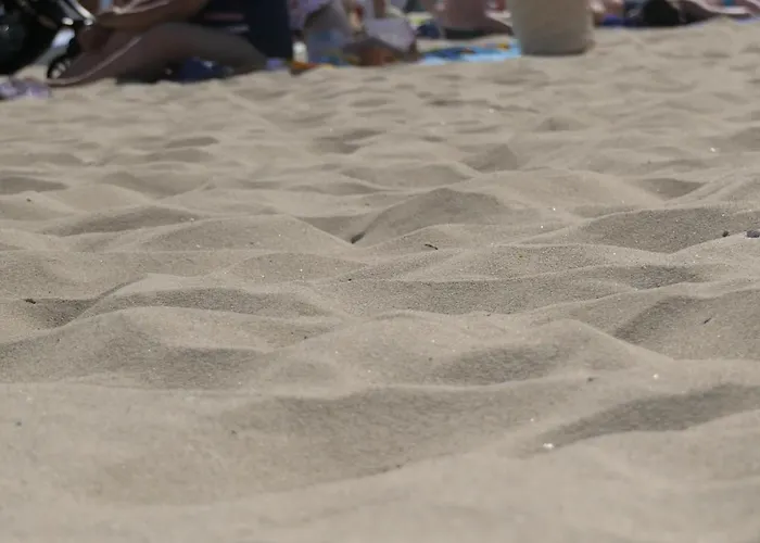 Hotel apartamentowy In Sunny Beach, Complex Sun Village, 80 Qm, 2 Bedrooms & Living Near To The Beach, Swimming Pool, Garden Słoneczny Brzeg