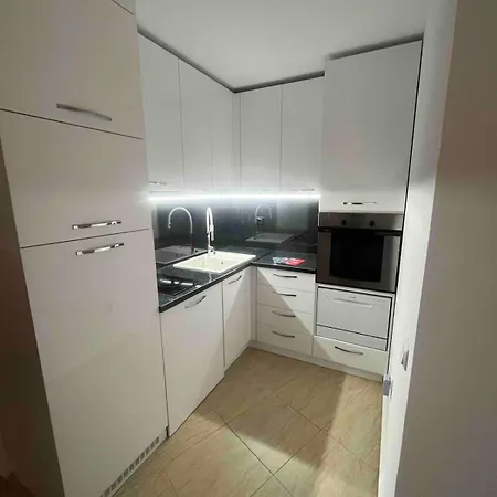In Sunny Beach, Complex Sun Village, 80 Qm, 2 Bedrooms & Living Near To The Beach, Swimming Pool, Garden Lejlighedshotel