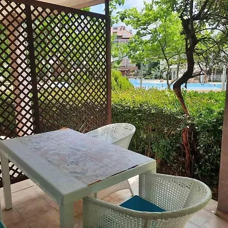 公寓式酒店 In Sunny Beach, Complex Sun Village, 80 Qm, 2 Bedrooms & Living Near To The Beach, Swimming Pool, Garden *