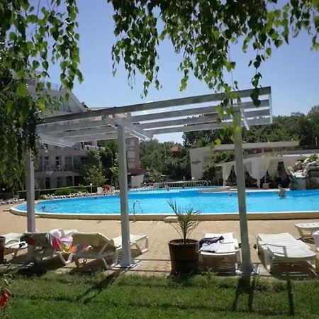 Aparthotel In Sunny Beach, Complex Sun Village, 80 Qm, 2 Bedrooms & Living Near To The Beach, Swimming Pool, Garden *