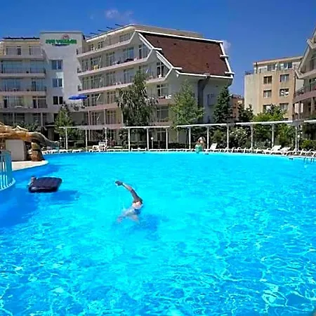 公寓式酒店 In Sunny Beach, Complex Sun Village, 80 Qm, 2 Bedrooms & Living Near To The Beach, Swimming Pool, Garden 阳光海滩
